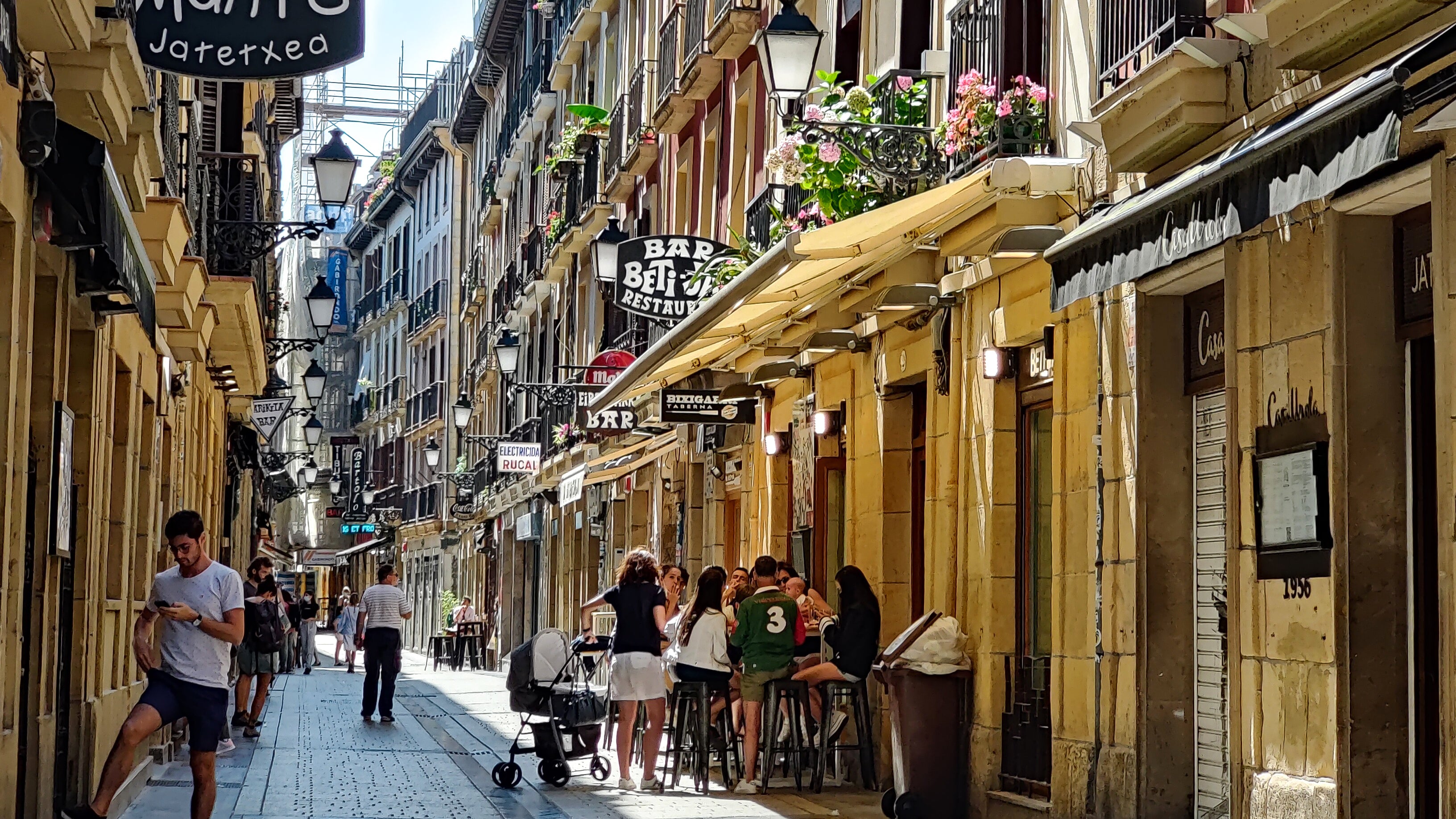 Street Scene in Donostia / San Sebastián, Basque Country, Spain